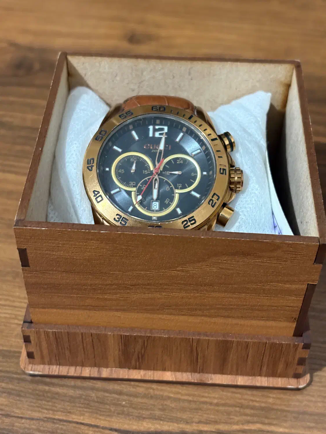 ساعت سه موتوره اصل گوچی|ساعت|رشت, دباغیان|دیوار