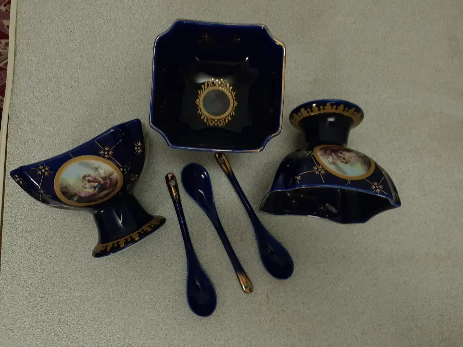 بستنی خوری|کلکسیون اشیاء عتیقه|قم, ناصردیوان|دیوار