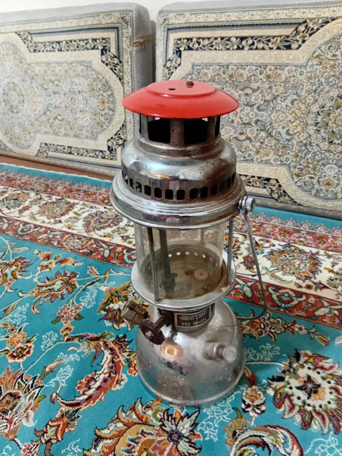 چراغ زنبوری با شیشه سالم|کلکسیون اشیاء عتیقه|تهران, مشیریه|دیوار