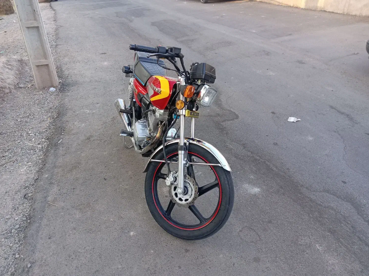 موتور سیکلت|موتورسیکلت|بم, |دیوار