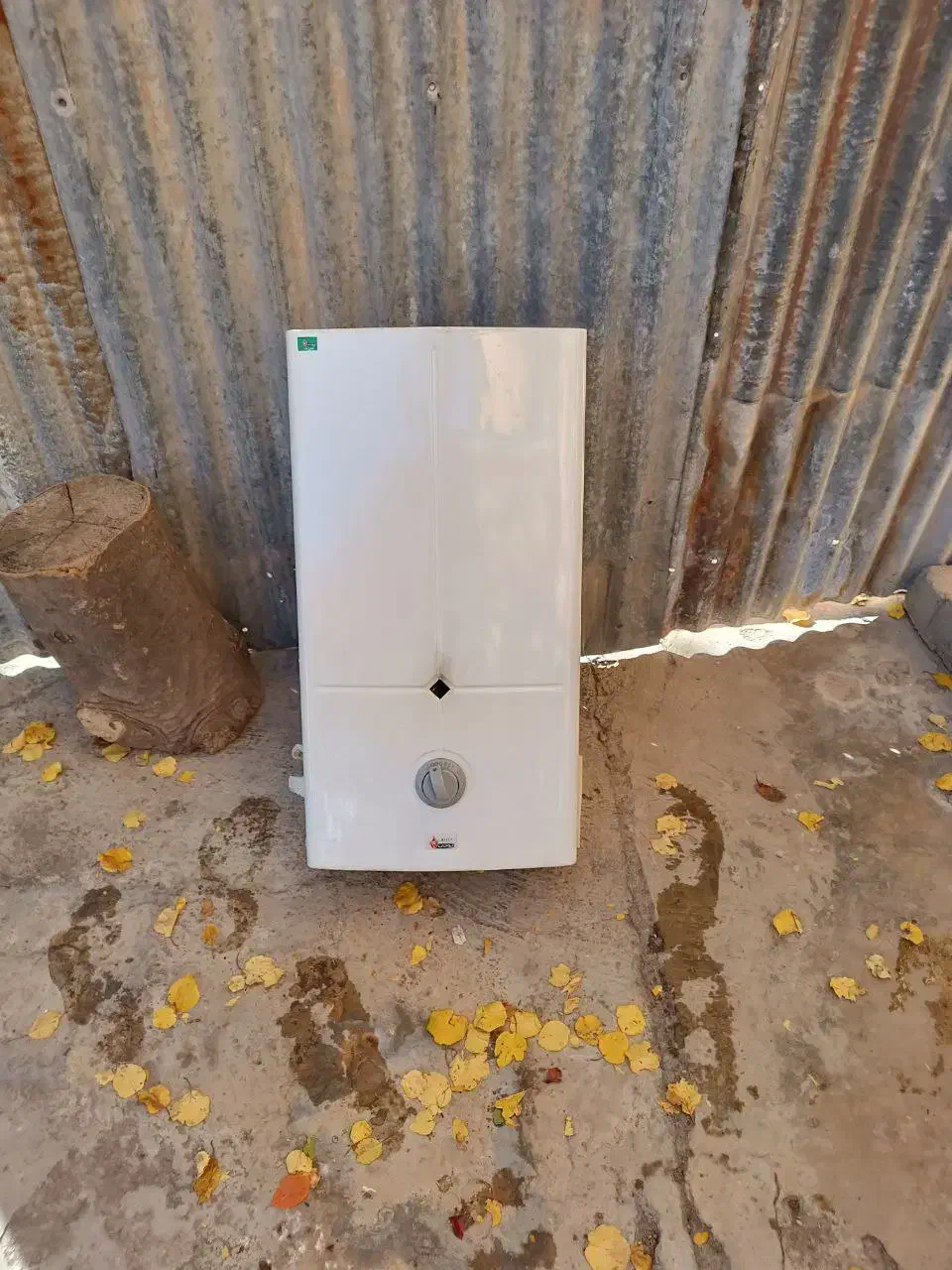 آبگرمکن ۳۱۱۵ B بوتان در حدنو|آبگرمکن، پکیج، شوفاژ|سراب, |دیوار