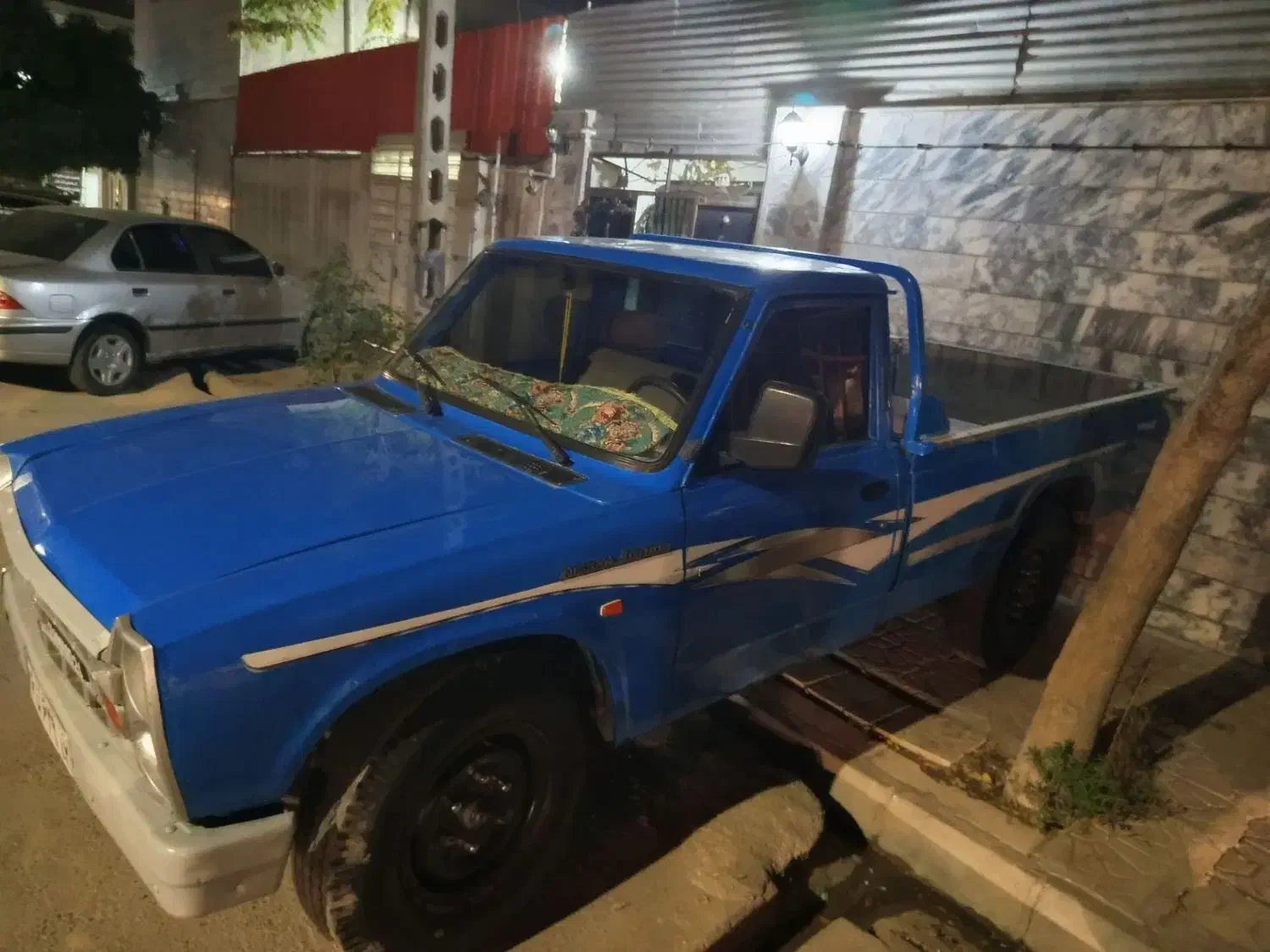 نیسان مدل 98|خودرو سواری و وانت|مشهد, سیلو|دیوار