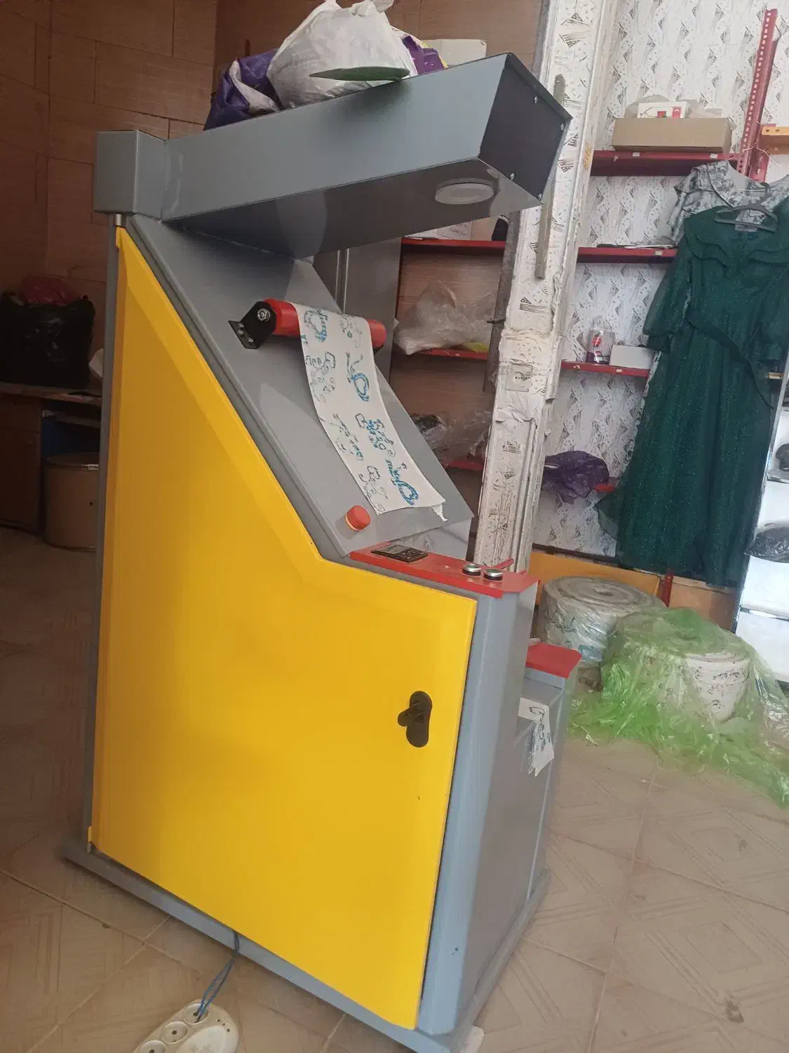 دستگاه سفره یکبار مصرف|ماشین‌آلات صنعتی|خاوه, |دیوار