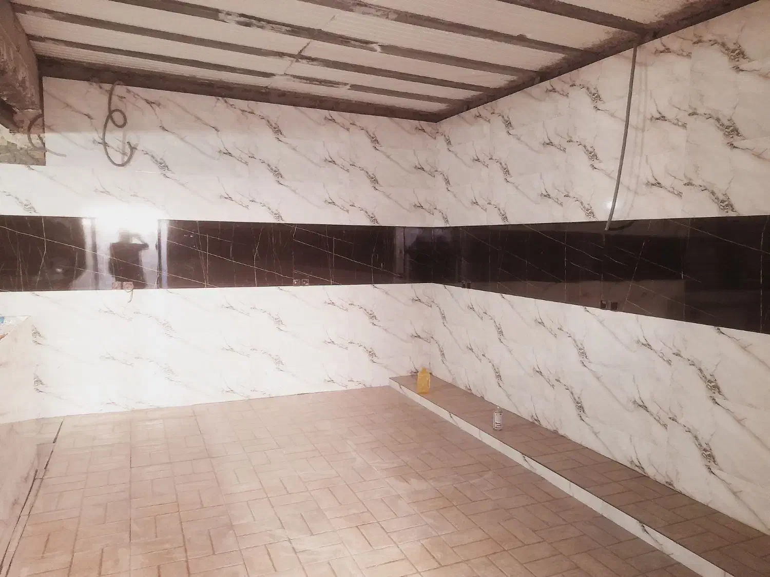 کاشی کاری در شهر سوران پذیرفته میشه|خدمات پیشه و مهارت|سیب و سوران, |دیوار