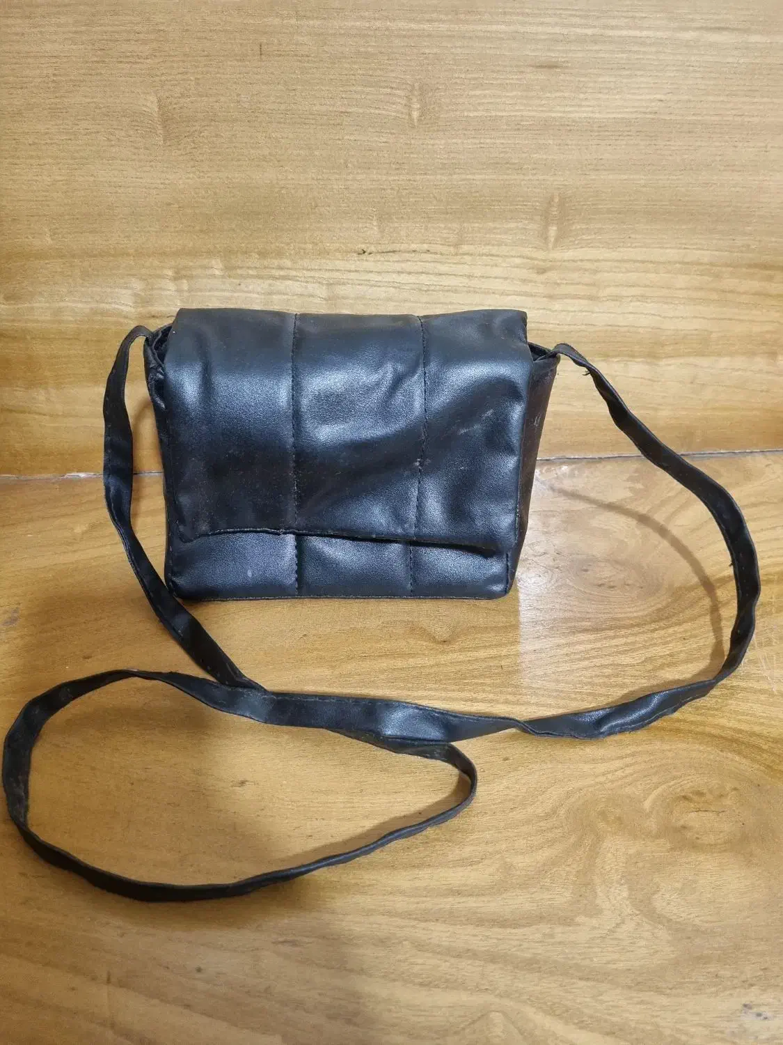 دونه ای ۸۰ تومن درحد نو|کیف، کفش، کمربند|شاهینشهر, سعدی جنوبی|دیوار