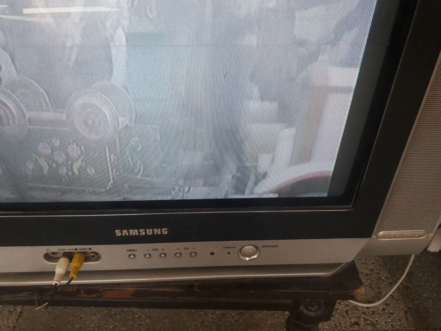 تلوزیون اصلی سامسونگ و دیجیتال|تلویزیون و پروژکتور|تربت‌حیدریه, فرمانداری|دیوار