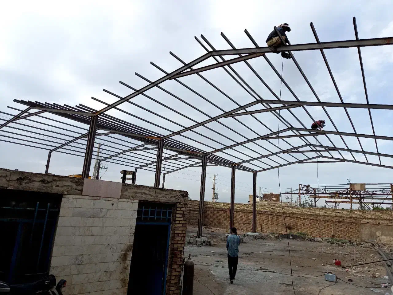 پوشش سقف سوله وساخت خرپا والاچیق|مصالح و تجهیزات ساختمان|رباطکریم, رباطکریم|دیوار