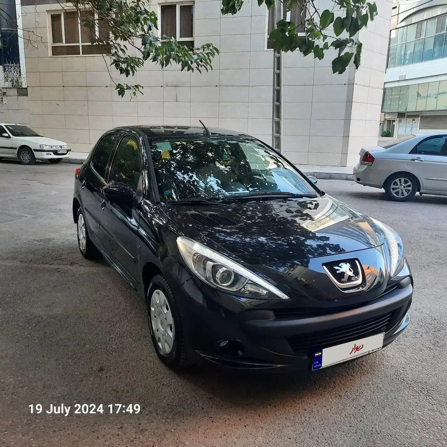 پژو 207 مدل 99 فرمان برقی|خودرو سواری و وانت|مشهد, فردوسی|دیوار