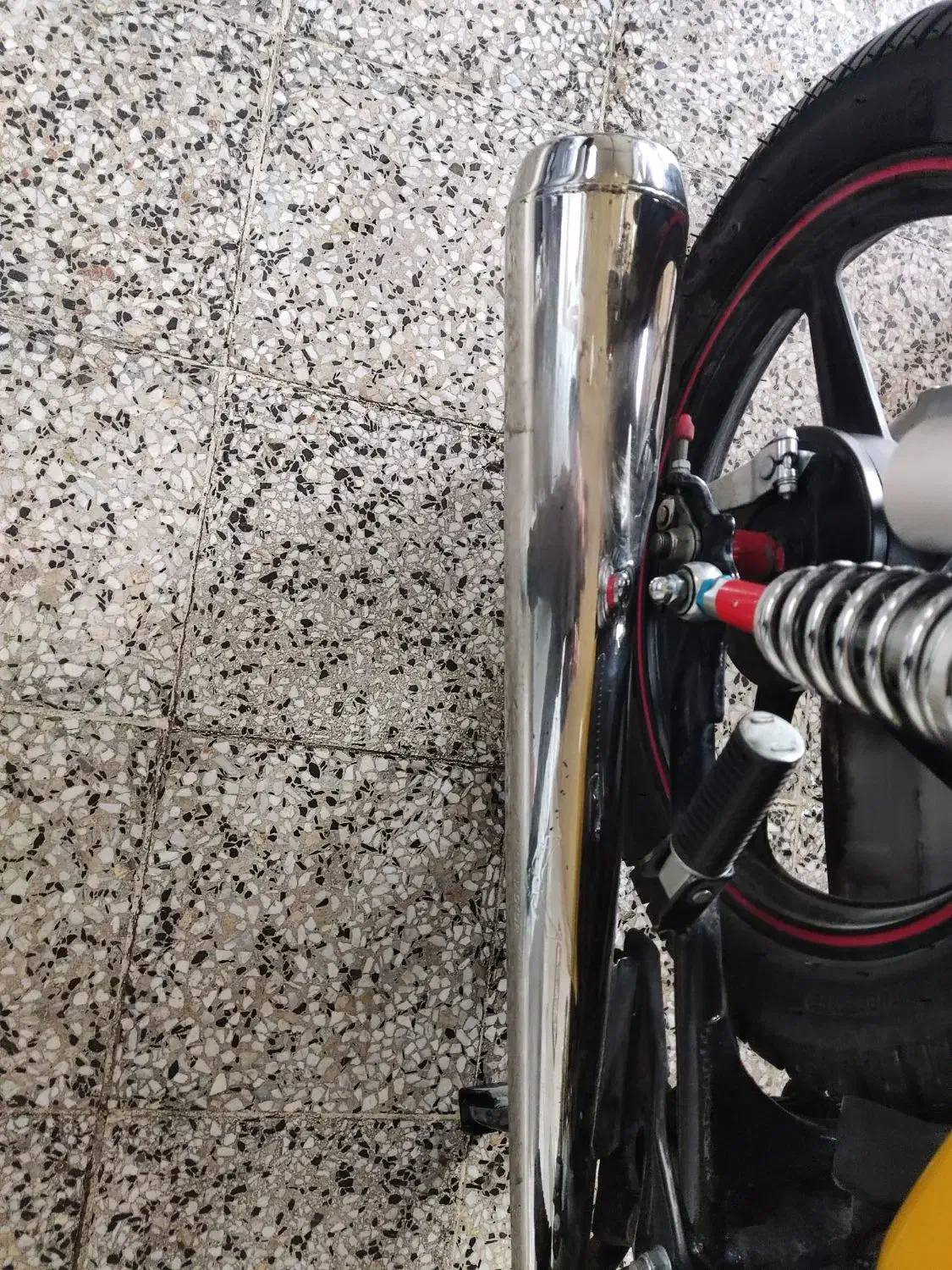 اگزوز فابریکی|موتورسیکلت|بروجرد, |دیوار