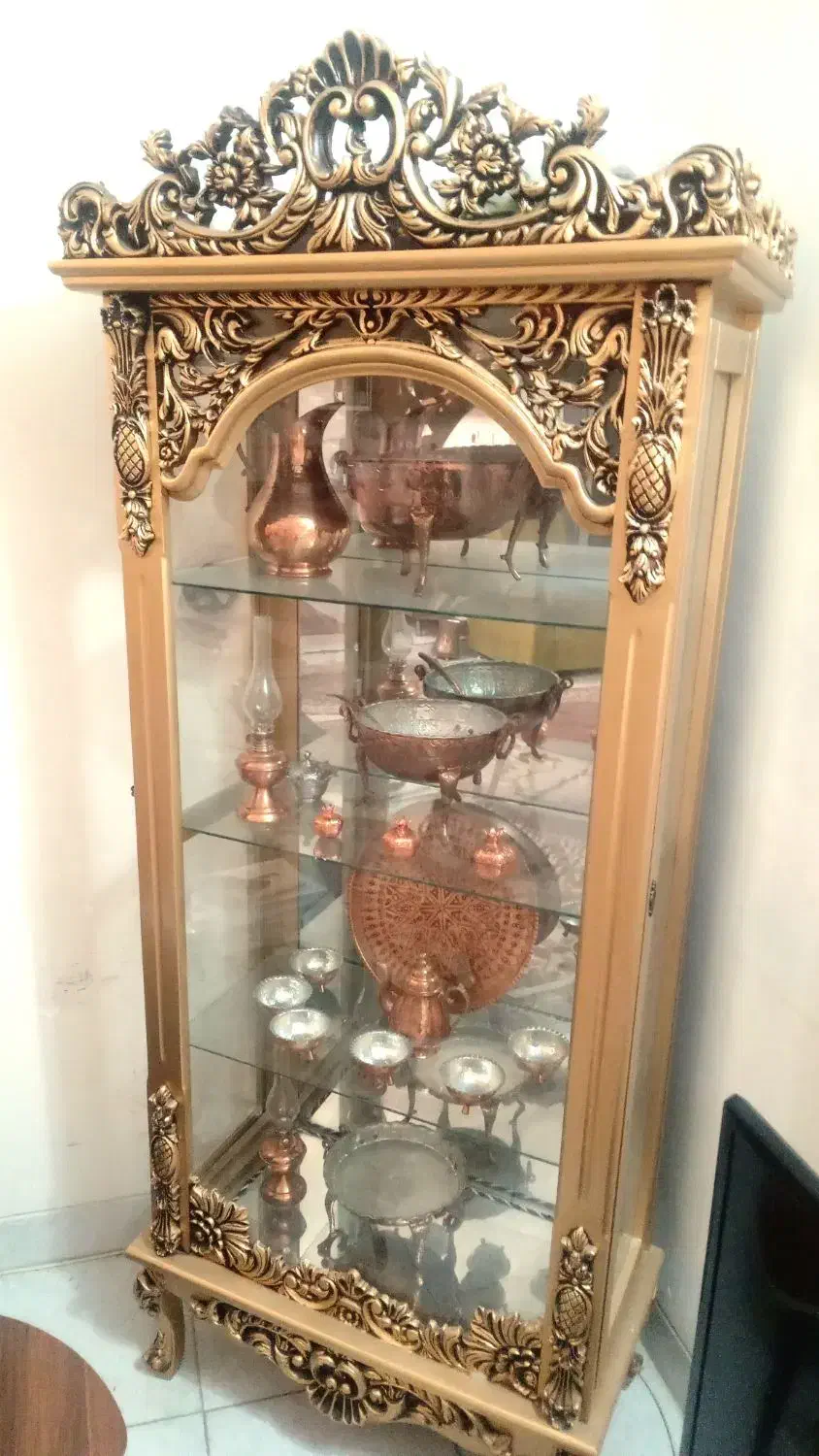 بوفه|بوفه، ویترین، کنسول|صدرا-فارس, فاز ۱|دیوار