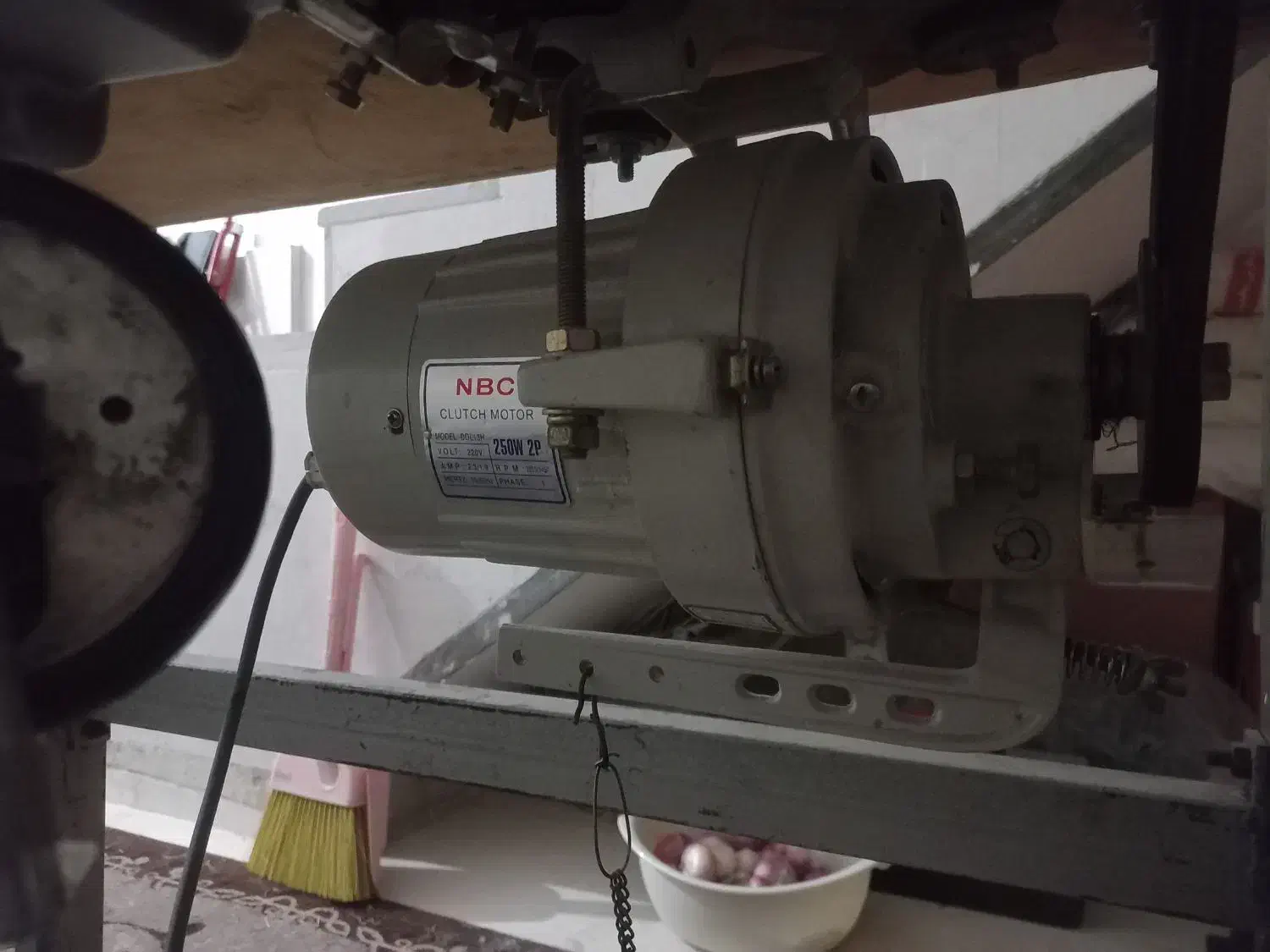 دینام چرخ صنعتی فروش|چرخ خیاطی و ریسندگی|سربیشه, |دیوار