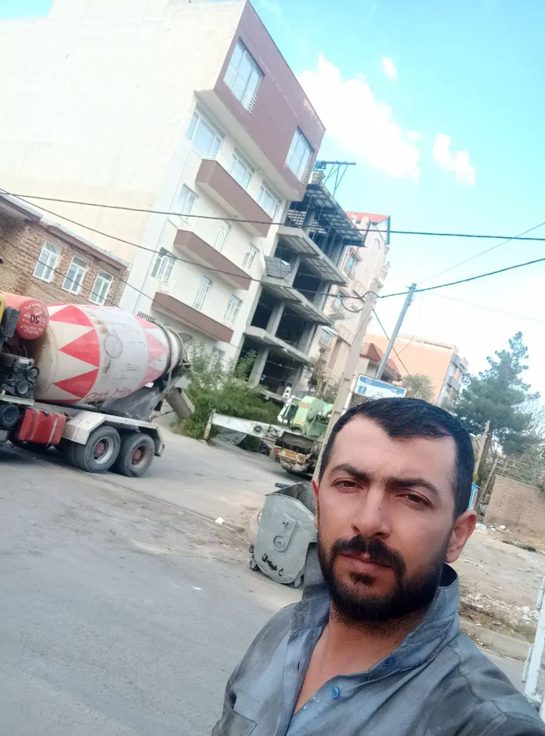 اجرای آرماتوربندی دال بتن وافل. استخر|خدمات پیشه و مهارت|ارومیه, |دیوار