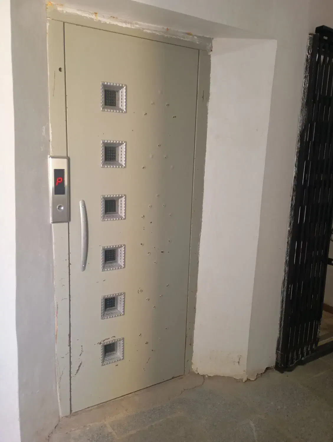 آپارتمان ۲خواب ۹۰۰ملیون|فروش آپارتمان|هشتگرد, شهرک فرهنگیان|دیوار