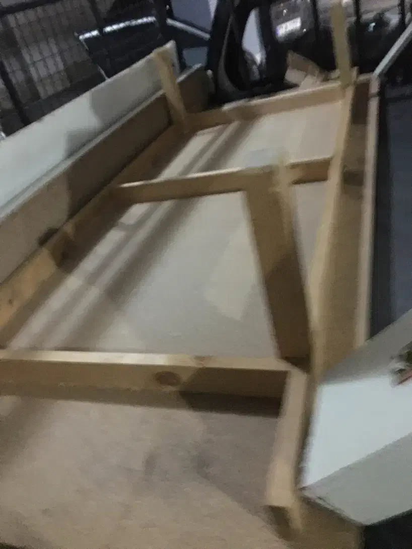 تخت خواب دو نفره|تخت و سرویس خواب|نشتارود, |دیوار