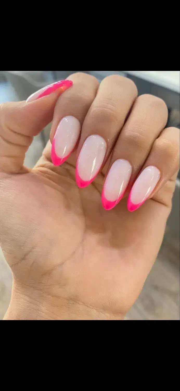 کاشت ناخن و آموزش ناخن با ارائه مدرک فقط ۳نیم میل|خدمات آرایشگری و زیبایی|میانه, |دیوار