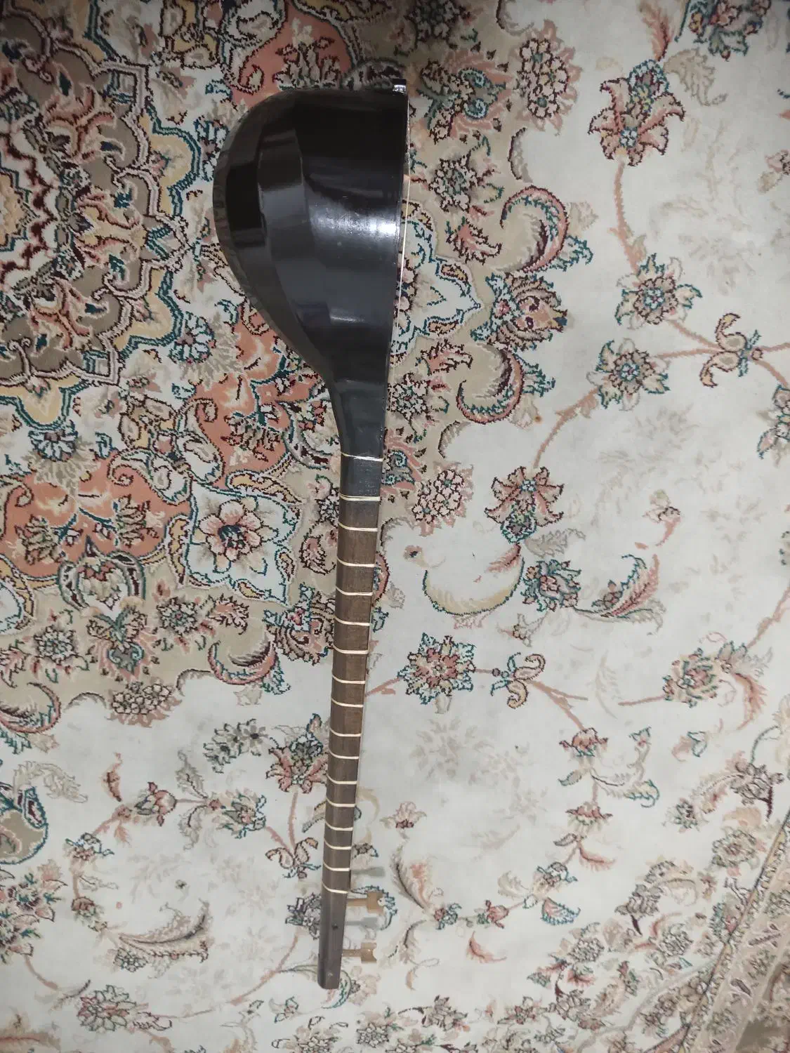 تار|سازهای سنتی|رشت, آب آسیاب|دیوار