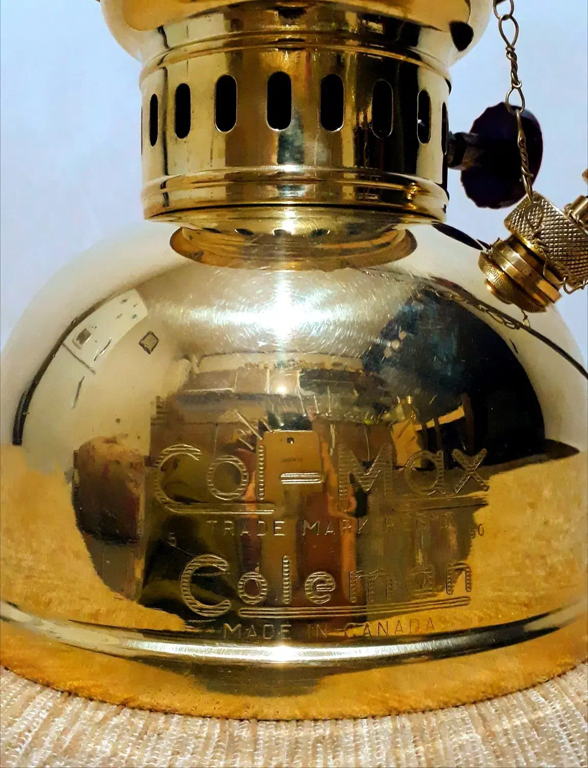 چراغ نفتی کانادایی زنبوری Coleman|کلکسیون اشیاء عتیقه|تهران, پرستار|دیوار