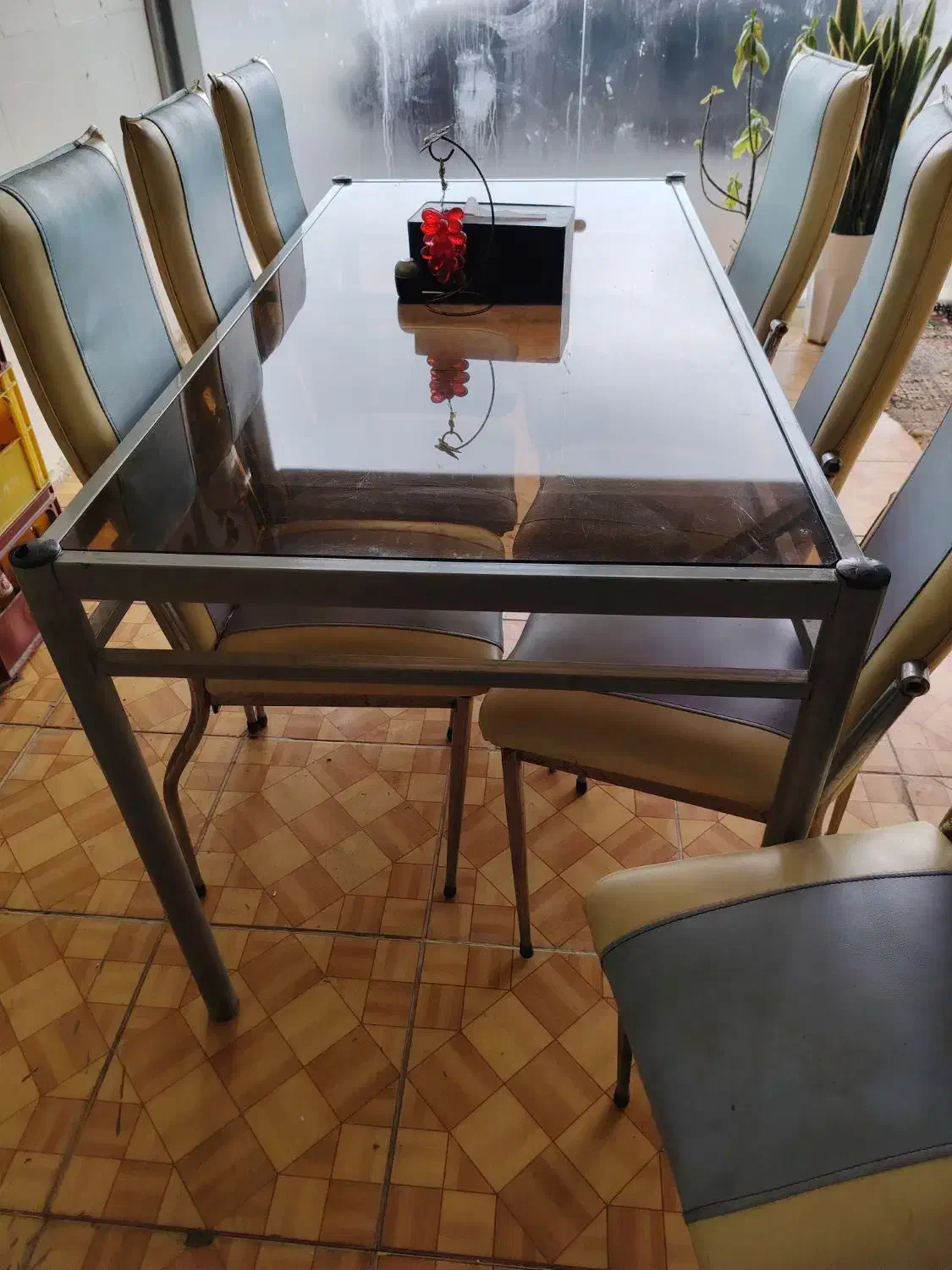 میز و صندلی|میز و صندلی غذاخوری|خمین, |دیوار