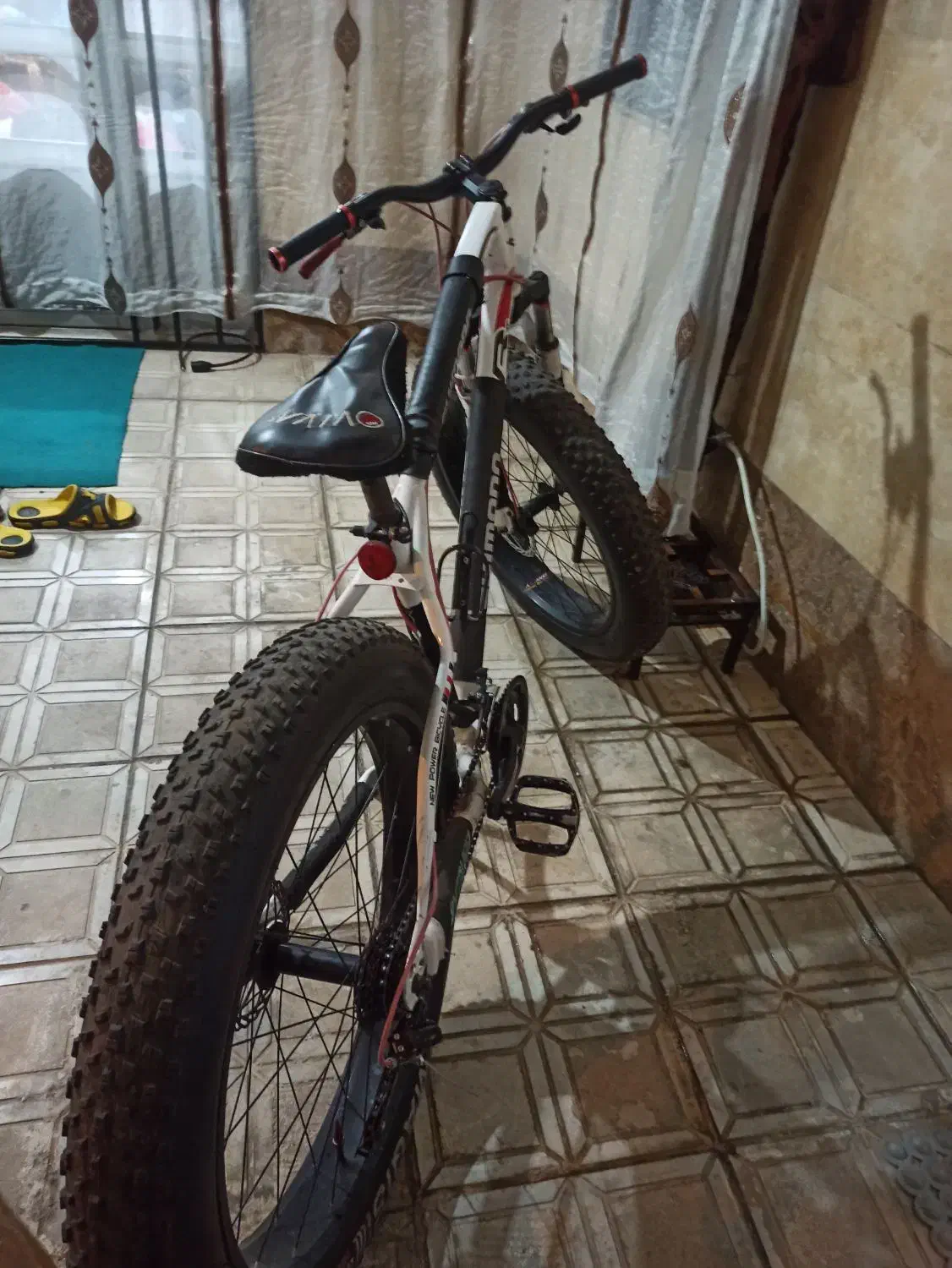 دوچرخه ساحلی بسیار تمیز|دوچرخه، اسکیت، اسکوتر|میاندوآب, |دیوار