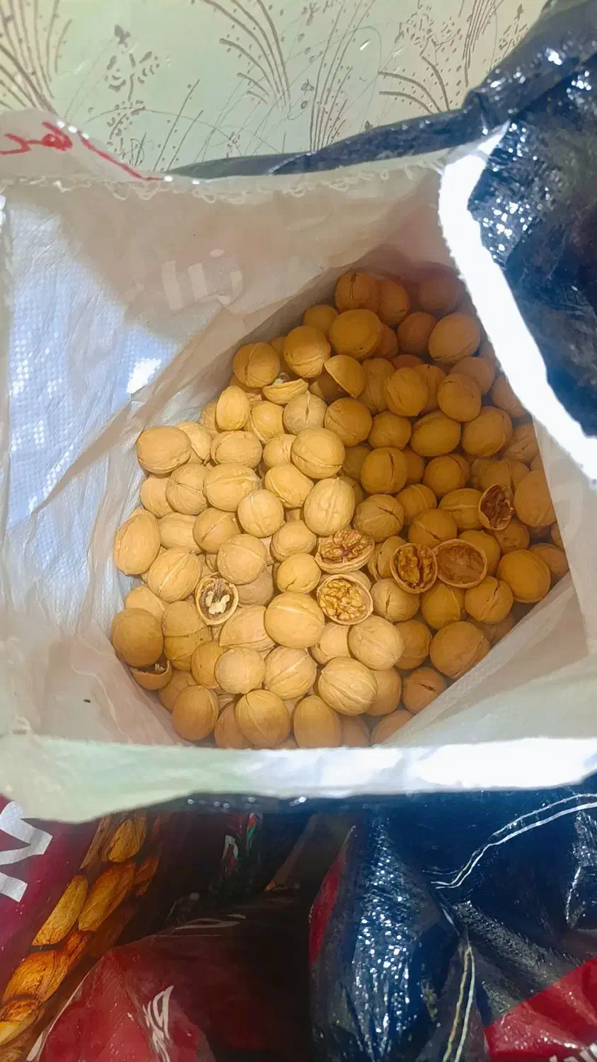 گردو چینی درجه یک کیفیت عالی پوست کاغذی بدون|خوردنی و آشامیدنی|اهواز, شهرک دانشگاه|دیوار