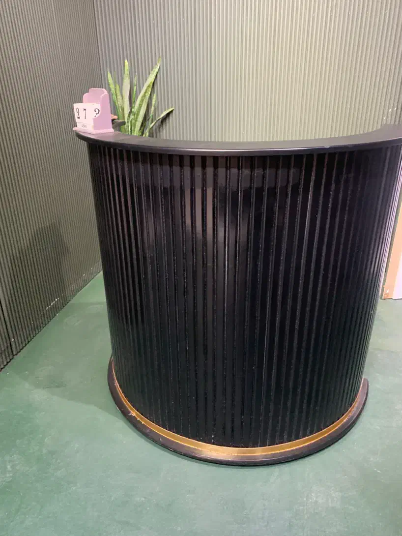 میز منشی یا کانتر|دفتر کار|یزد, |دیوار