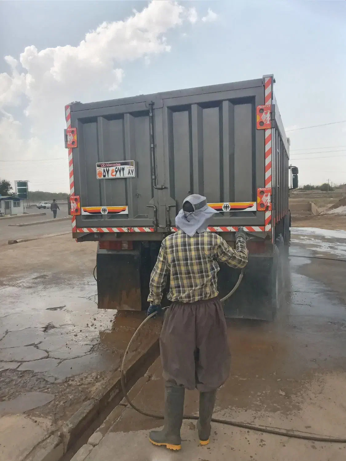 اتیکومدل۸۳ زیرخاکی معاوضه بامایلر یاامیکو|خودرو سنگین|تهران, باغ خزانه|دیوار