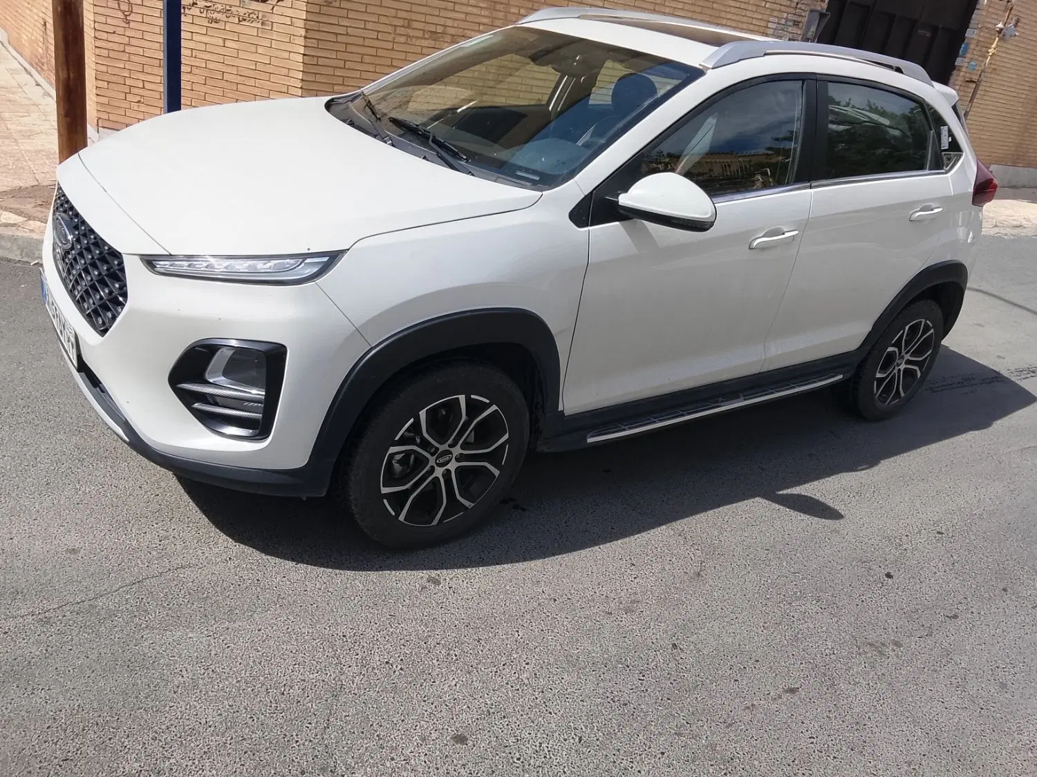 x22 pro بدون رنگ|خودرو سواری و وانت|فولادشهر, B8|دیوار