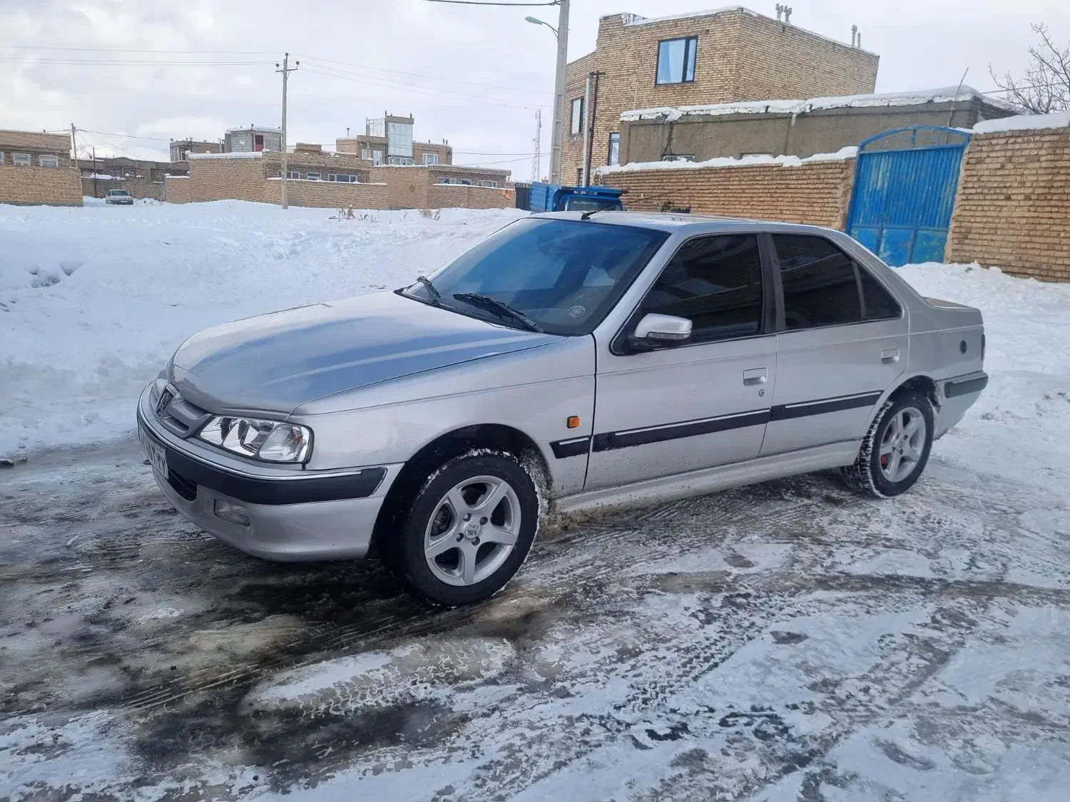 عالی|خودرو کلاسیک|چالدران, |دیوار