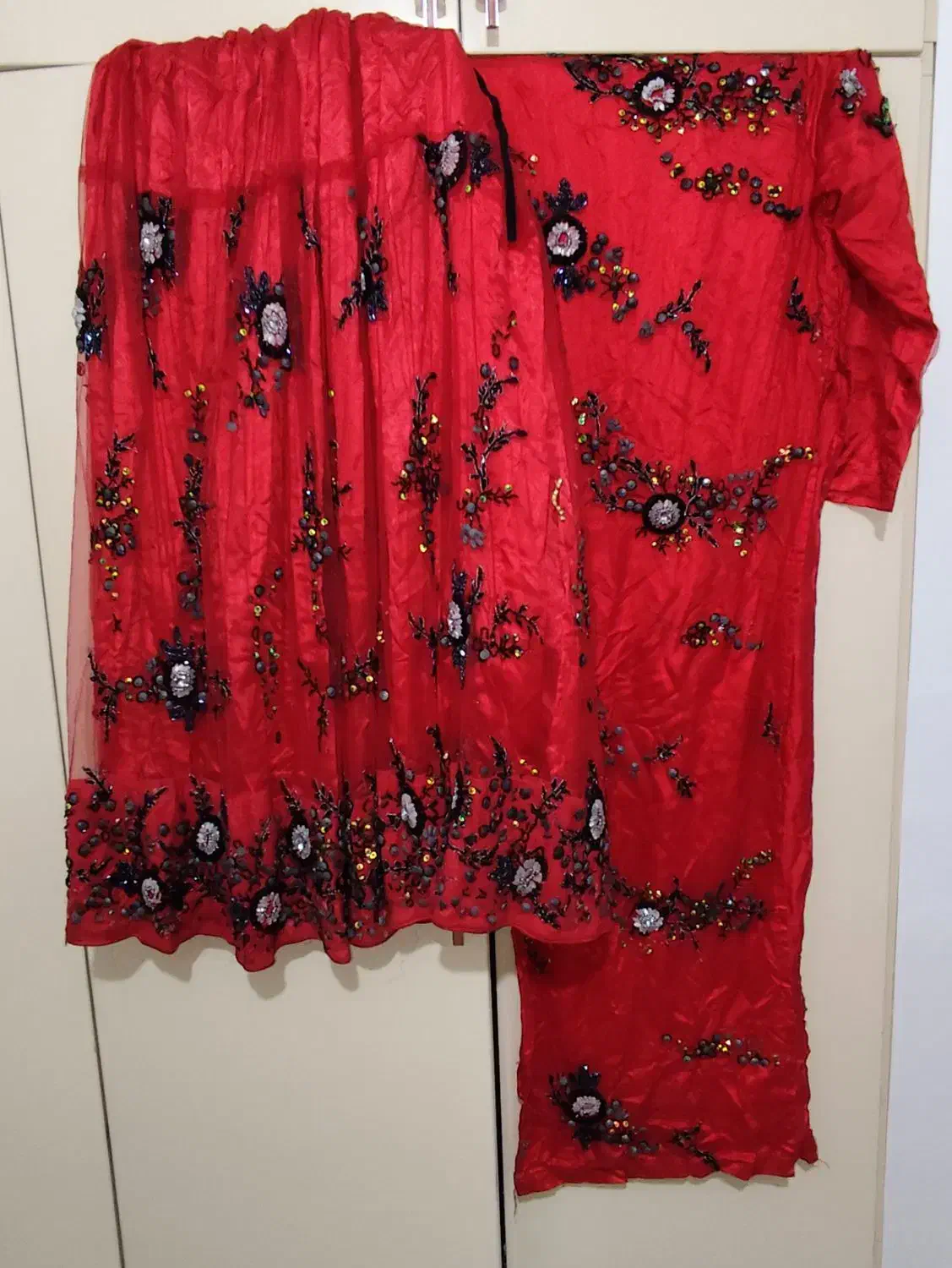 لباس قر(لری)|لباس|برازجان, |دیوار