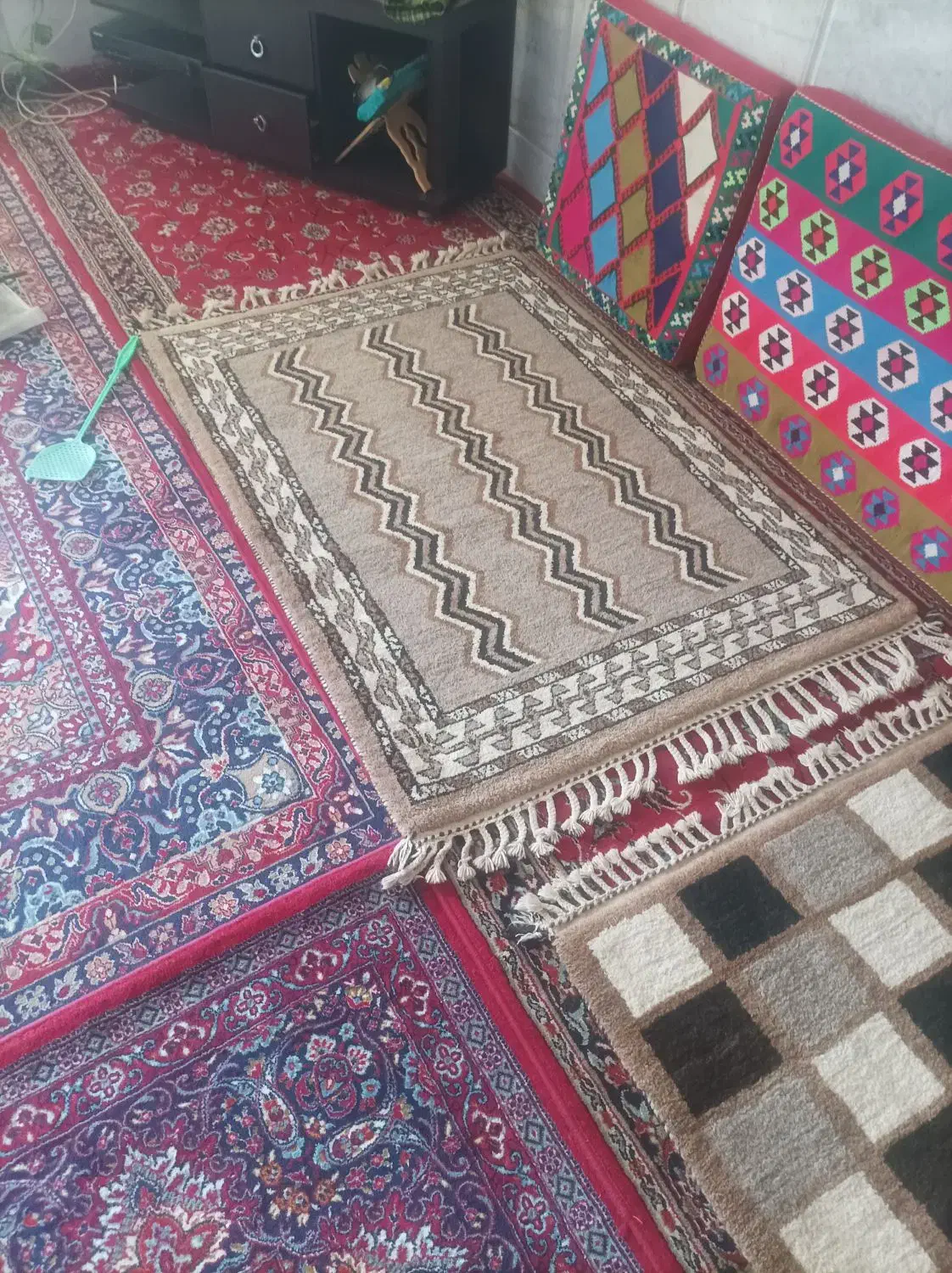 قالی دستباف کاملاً طبیعی|فرش|شهرضا, |دیوار