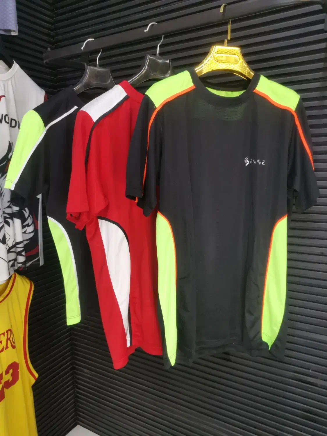 بیرون بر تریکو تمیز دوز|استخدام صنعتی، فنی، مهندسی|محمدشهر, محمدشهر|دیوار