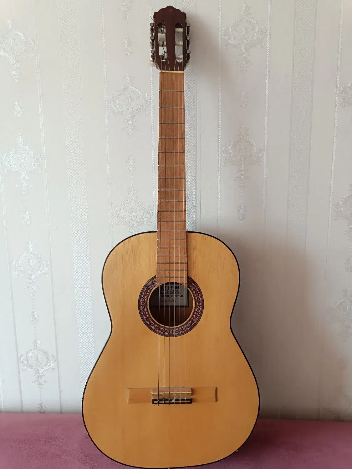 گیتار کلاسیک|گیتار، بیس، امپلیفایر|تهران, نارمک جنوبی|دیوار