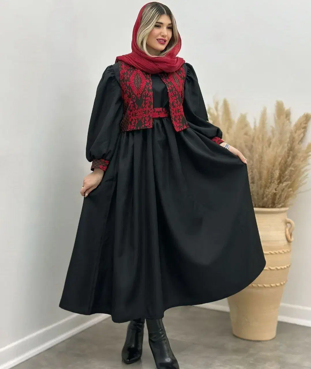 جلیقه و سارافون یلدایی|لباس|اصفهان, صائب|دیوار