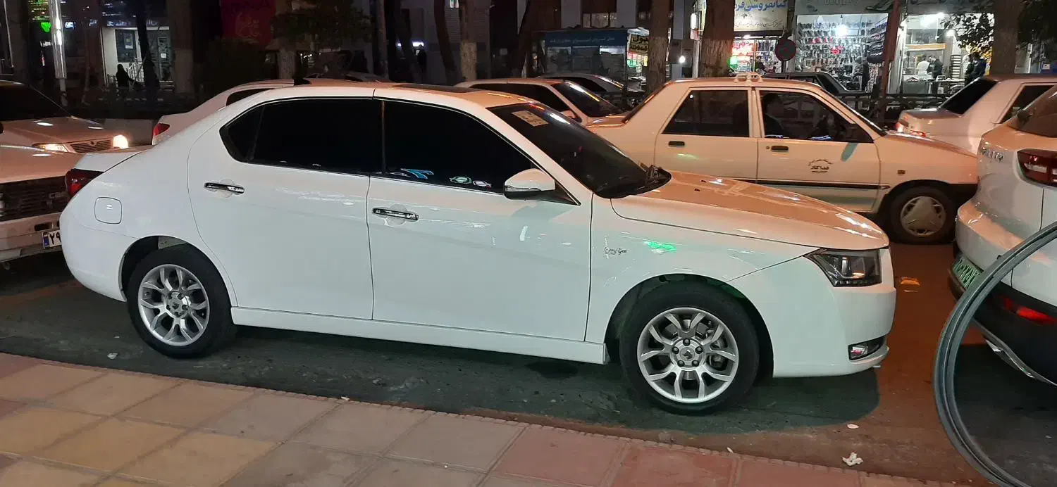 دناپلاس اوتومات توربو 401|خودرو سواری و وانت|پارس‌آباد, |دیوار