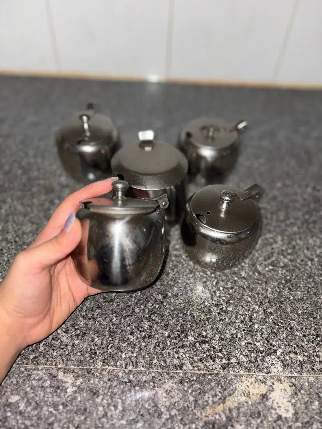 قندان نوسالژی|قوری، کتری، قهوه‌ساز دستی|بندر انزلی, استادیوم|دیوار