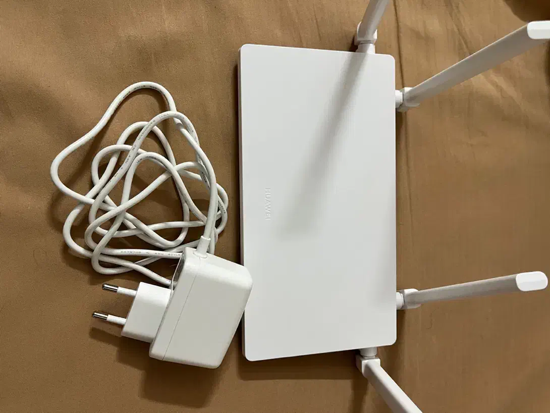 روتر هواوی ax2 new|مودم و تجهیزات شبکه|سیرجان, |دیوار