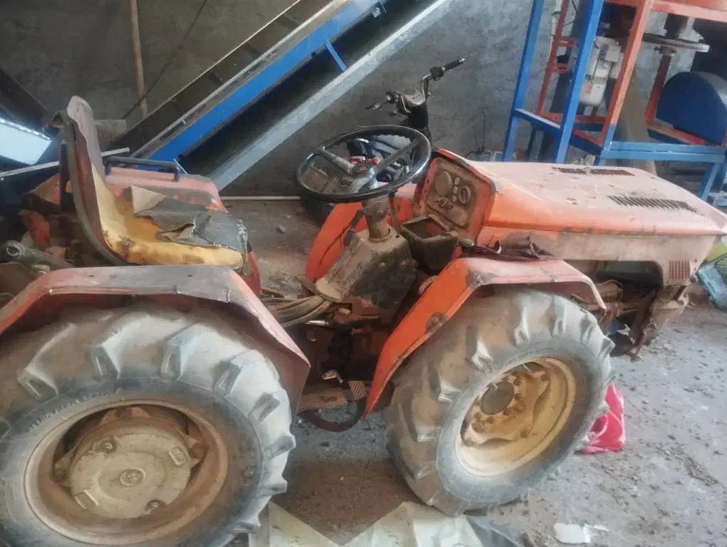 فروش تراکتور گلدونی 238ایتالیایی|خودرو سنگین|یزدان شهر, |دیوار