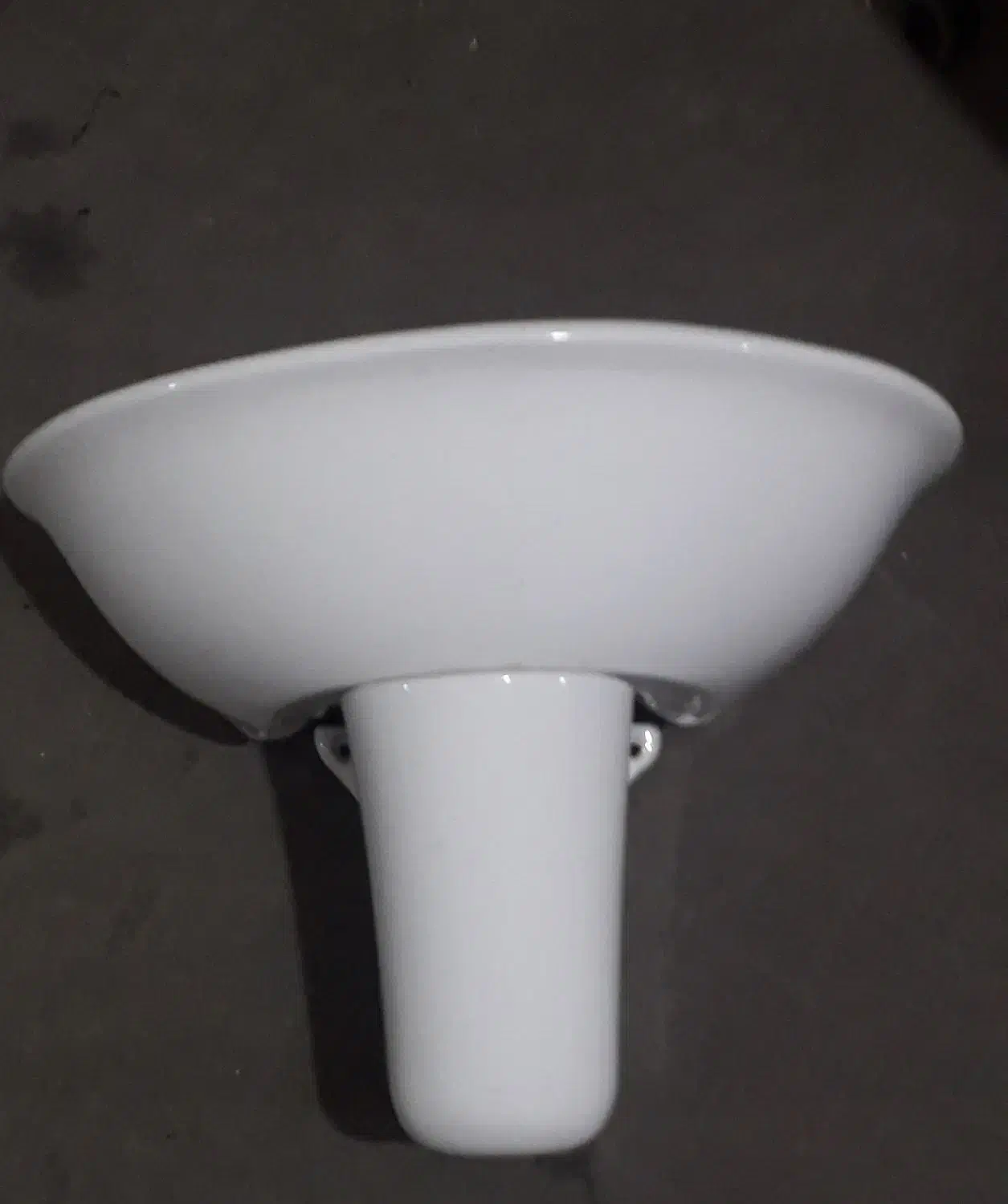 روشویی پایه کوتاه یا دیواری|لوازم سرویس بهداشتی|قم, شهدا|دیوار