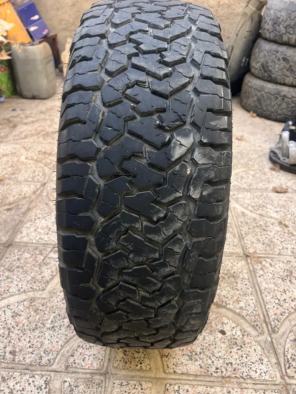 لاستیک رونیز سورنتو چهار حلقه|قطعات یدکی و لوازم جانبی|نیشابور, کریم آباد|دیوار