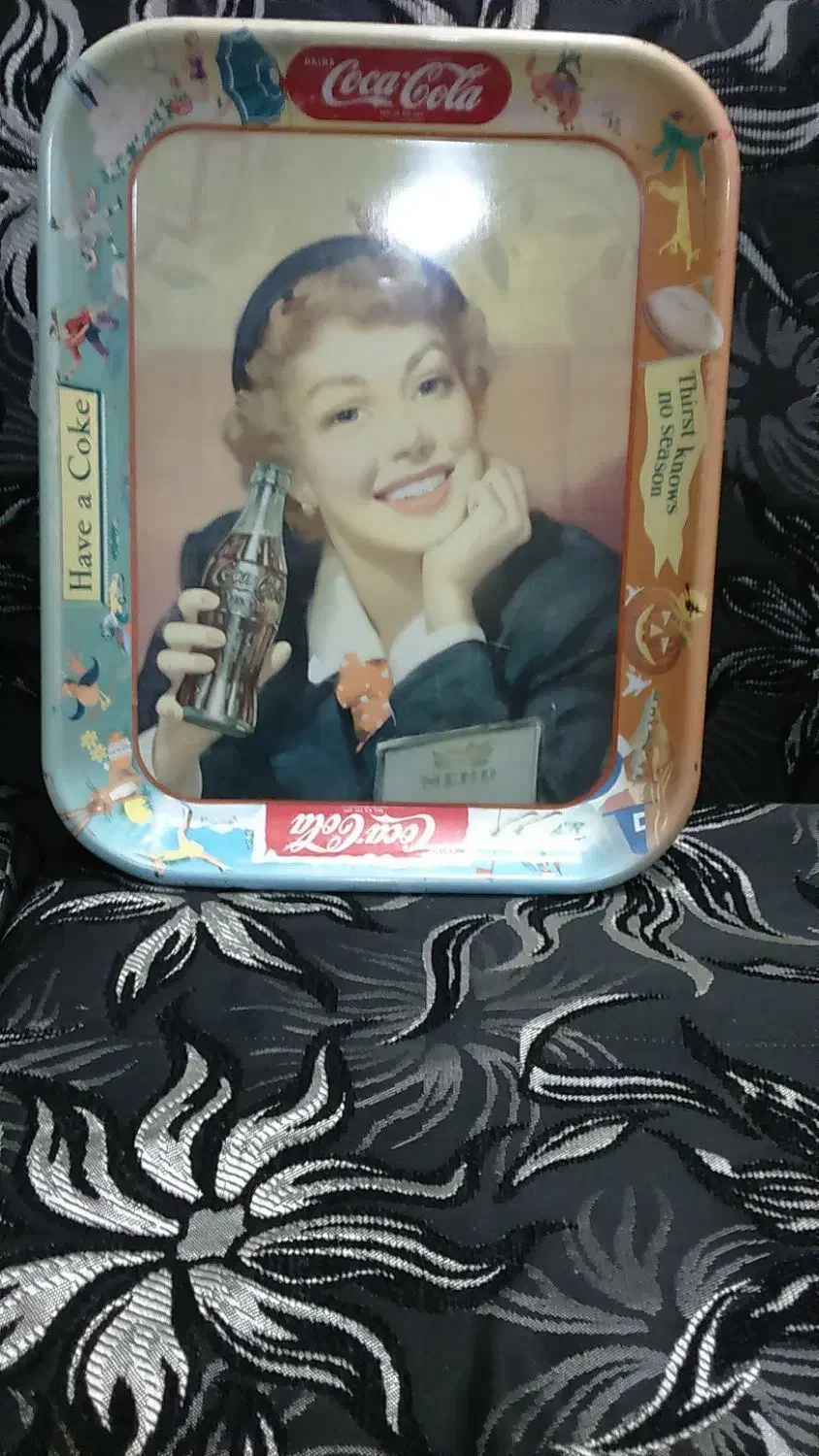 سینی تبلیغاتی قدیمی|ظروف سرو و پذیرایی|گلبهار, شهر جدید گلبهار|دیوار