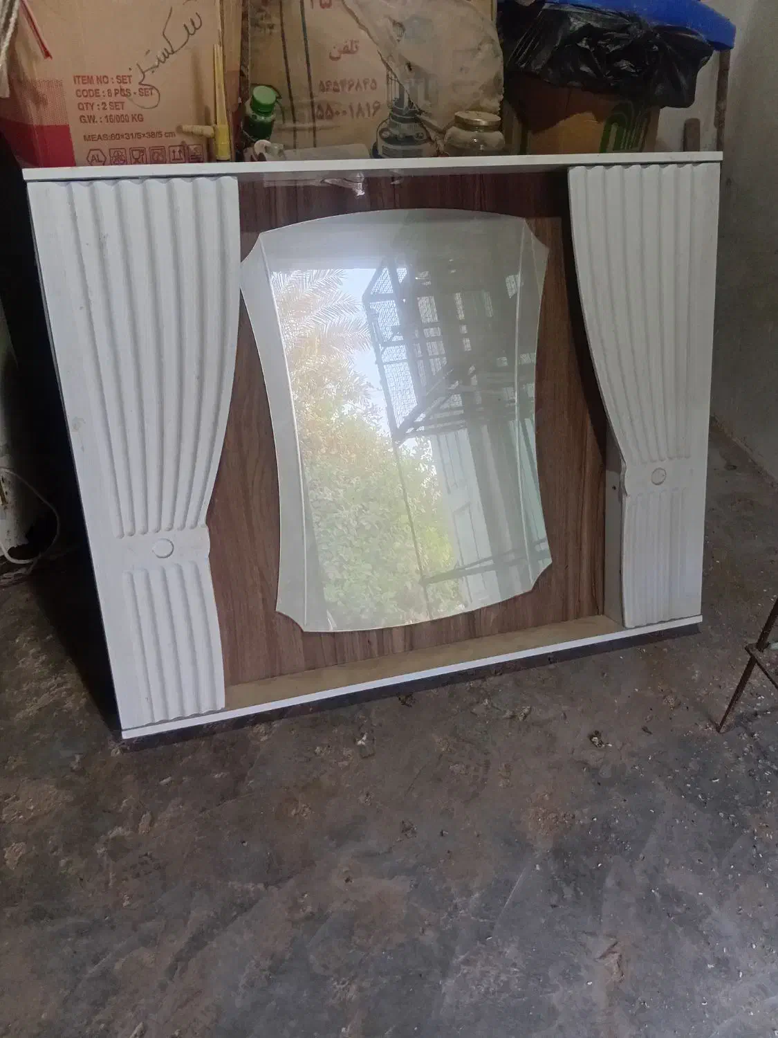 آینه تکی بزرگ محکم برای میزآرایشی خوبه|آینه|بندر گناوه, |دیوار