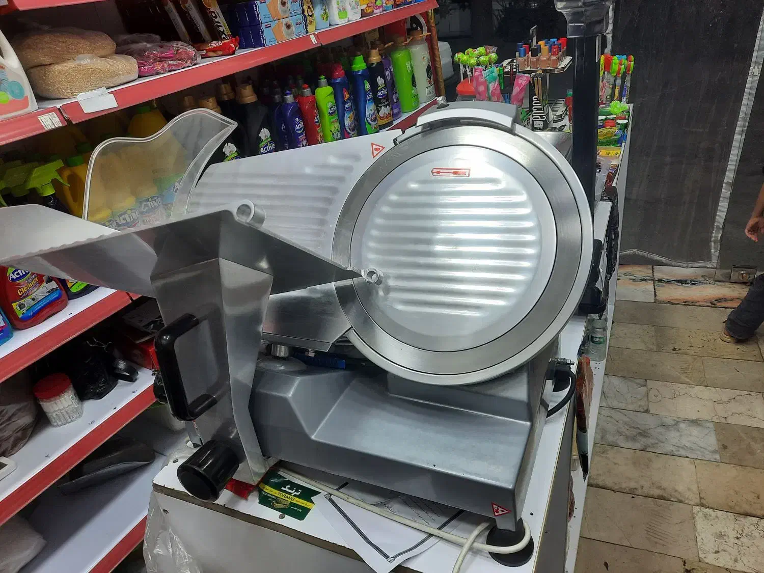 کالباس بر محک ترازو محک ۵۰ کیلویی|فروشگاه و مغازه|ری, دیلمان|دیوار