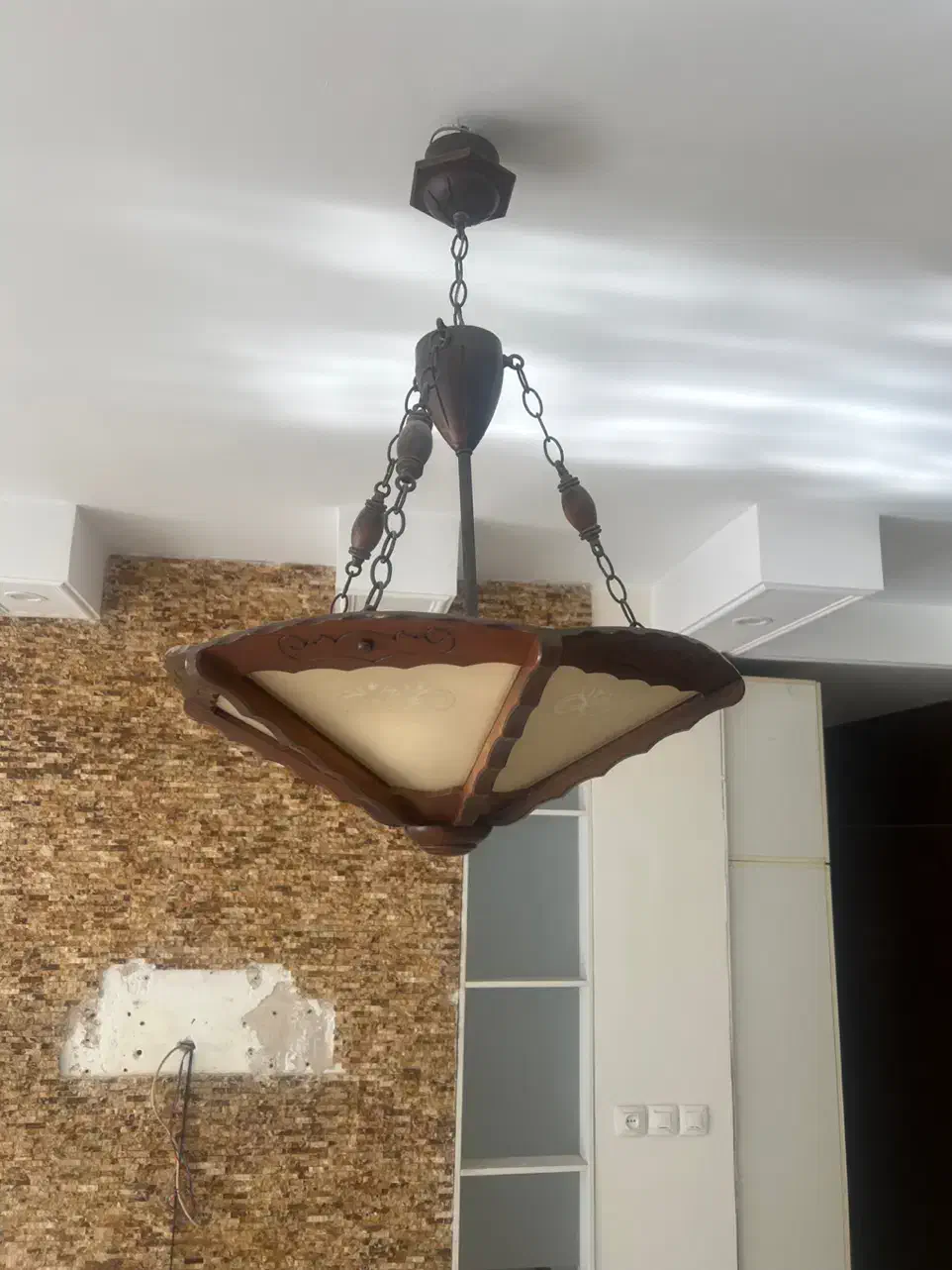 لوستر چوبی|لوستر و چراغ آویز|اندیشه, اندیشه فاز ۳|دیوار