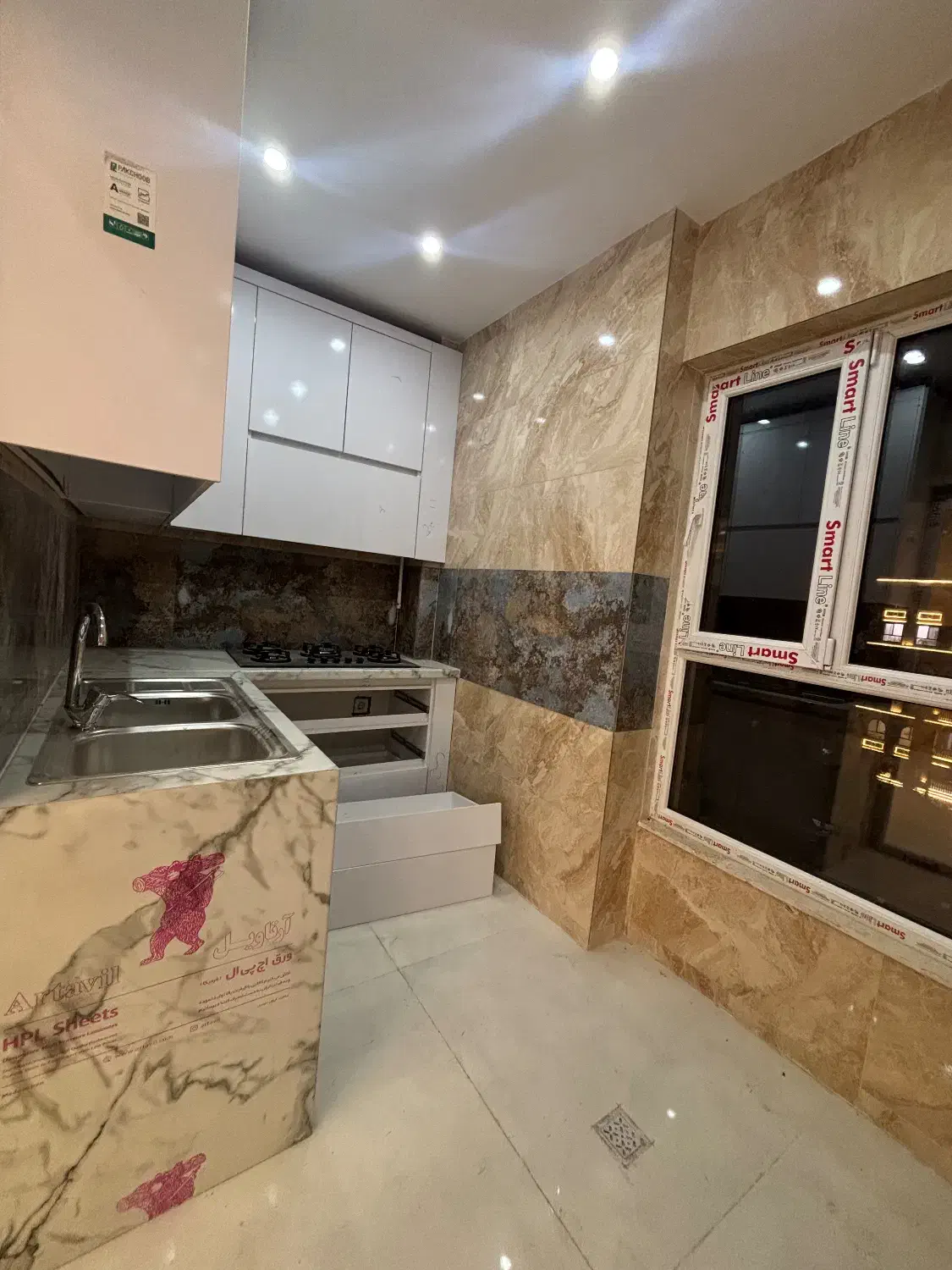 فروش آپارتمان لوکس و نوساز در اندیشه جنوبی|فروش آپارتمان|گنبد کاووس, |دیوار