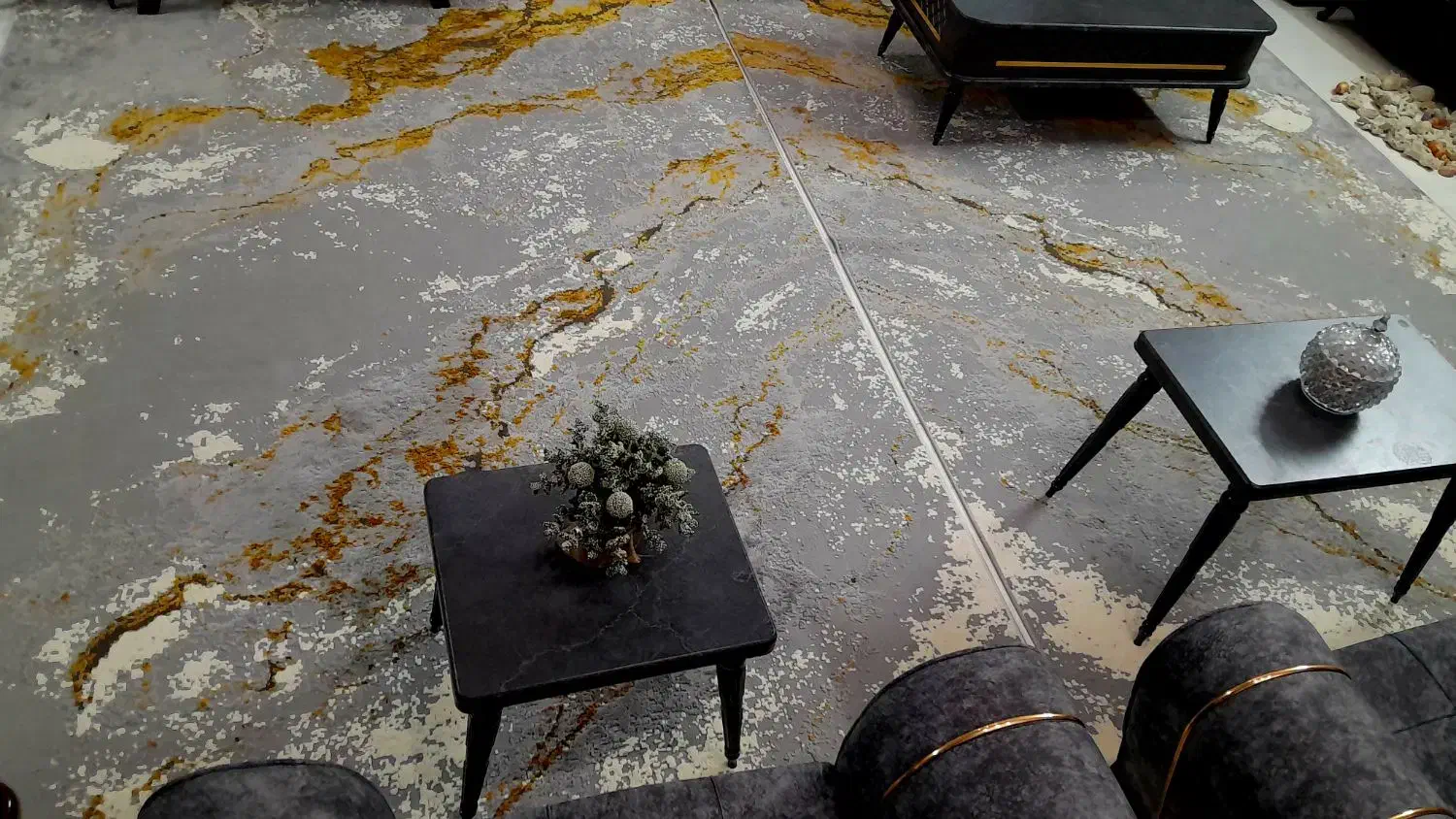 فرش در حد نو|فرش|یزد, |دیوار