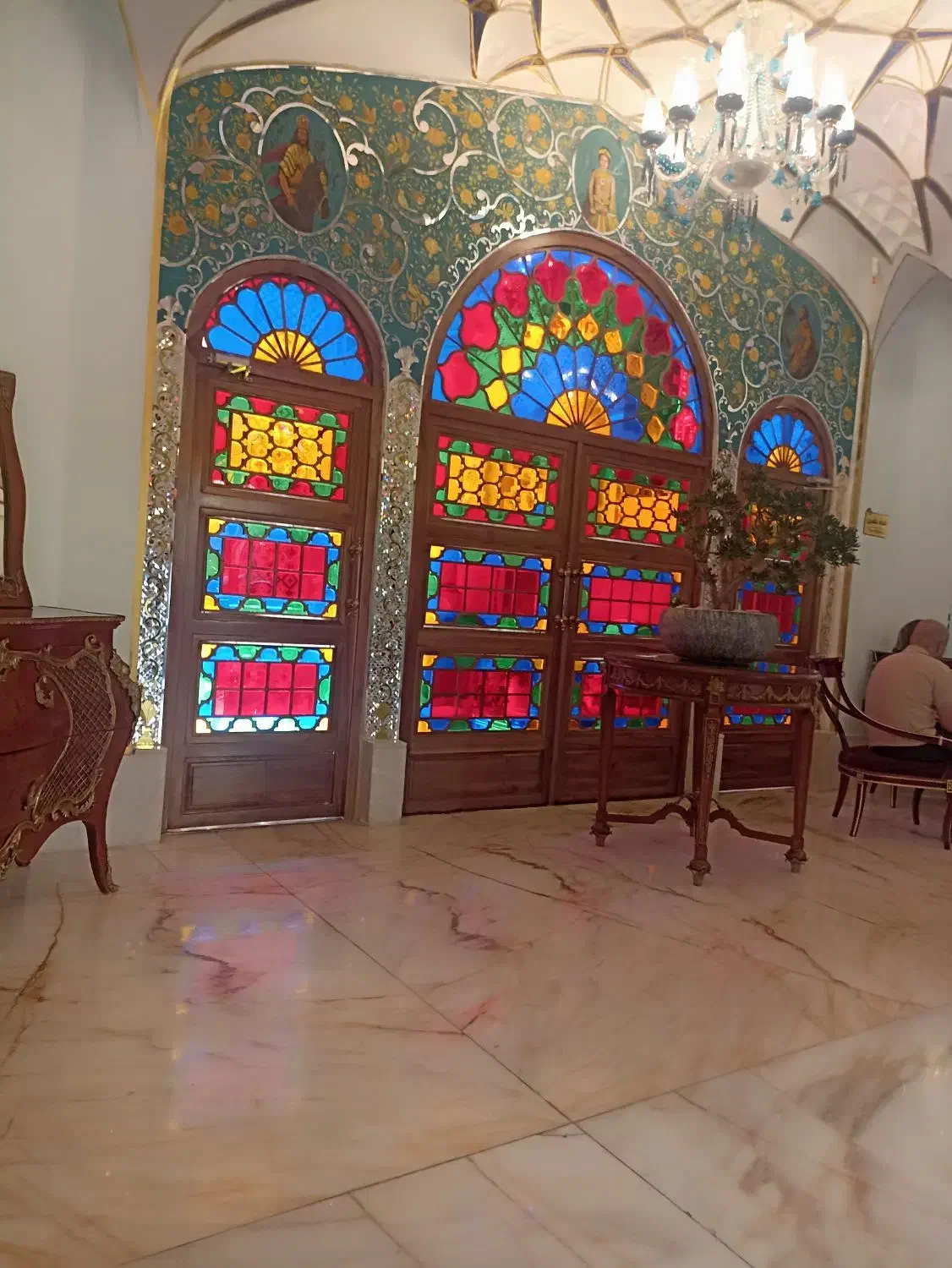 واحد اجاره روزانه و ماهانه در مرکز شیراز|اجارهٔ کوتاه‌مدت آپارتمان و سوئیت|شیراز, هفت تنان|دیوار