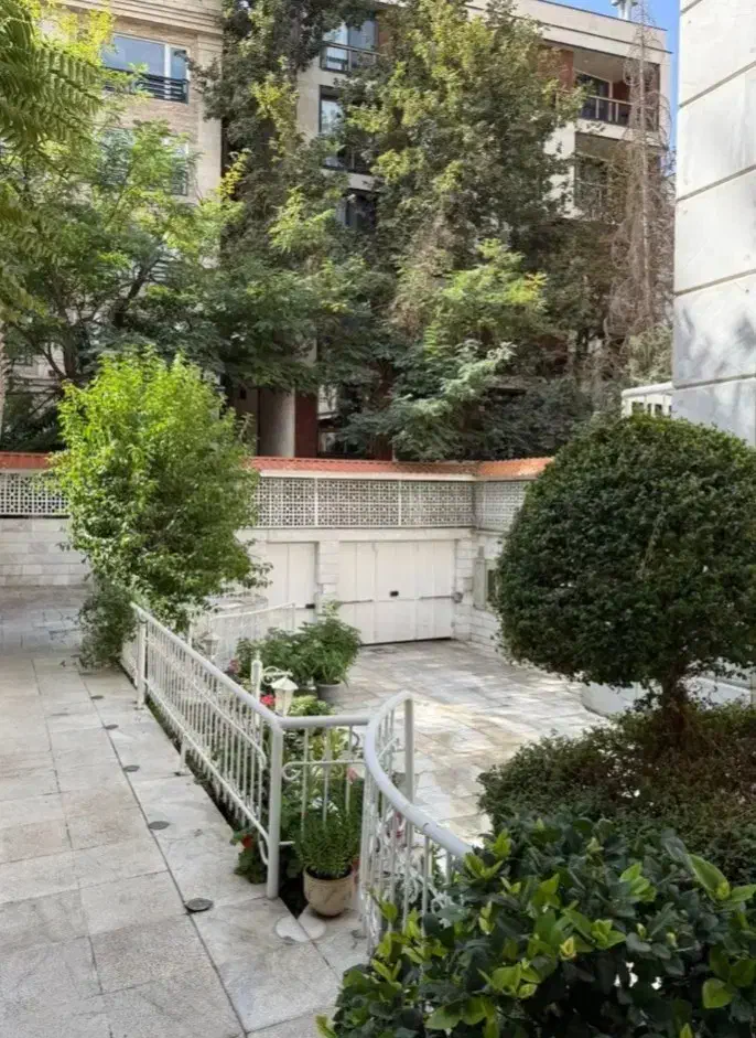 نیاوران گلسنگ 200متر آپارتمان تک واحدی دلباز دلباز|اجارهٔ آپارتمان|تهران,  امام زاده قاسم (نیاوران)|دیوار