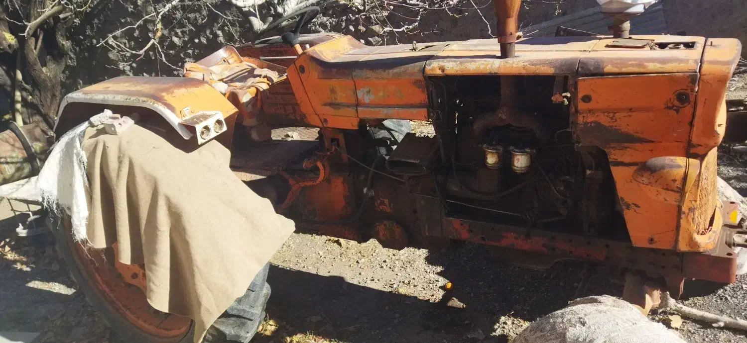 تراکتور رومانی مدل65|ماشین‌آلات صنعتی|لاله زار, |دیوار