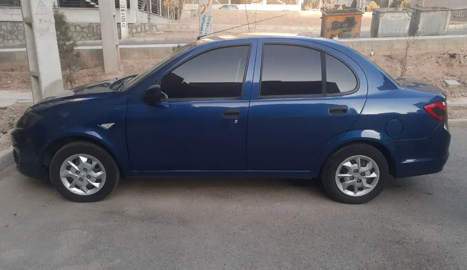 ساینا مدل ۹۸ رنگ کمیاب و خاص در حد، شاسی ها پلمپ|خودرو سواری و وانت|کرج, فاز ۵ مهرشهر|دیوار