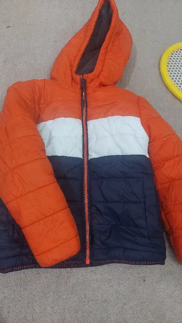 دو عدد کاپشن کودک|کفش و لباس بچه|تهران, شهرک زینبیه|دیوار